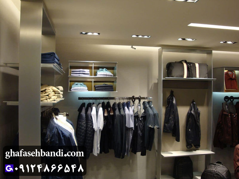 قفسه مغازه پوشاک